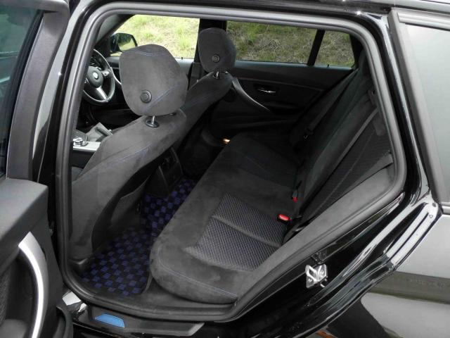 滋賀県中古車　BMW 3シリーズ　ツーリング 320d ツーリングＭスポーツ