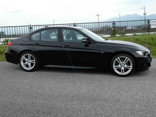 滋賀県中古車　BMW 3シリーズ 320d Mスポーツ