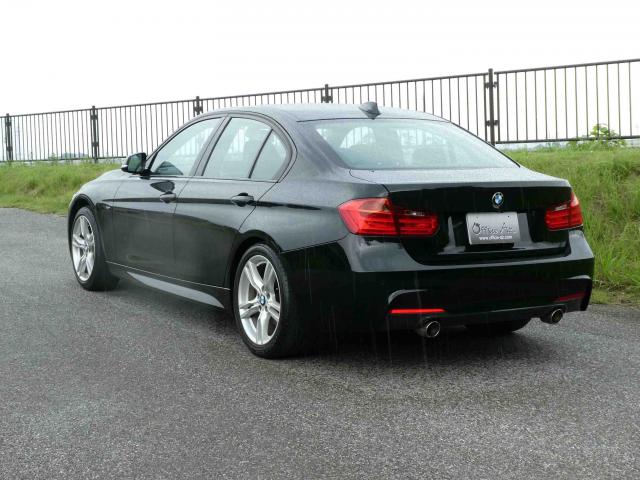 滋賀県中古車　BMW 3シリーズ 320d Mスポーツ