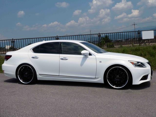 滋賀県中古車　レクサス LS LS460 Fスポーツ