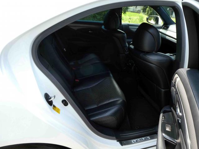 滋賀県中古車　レクサス LS LS460 Fスポーツ