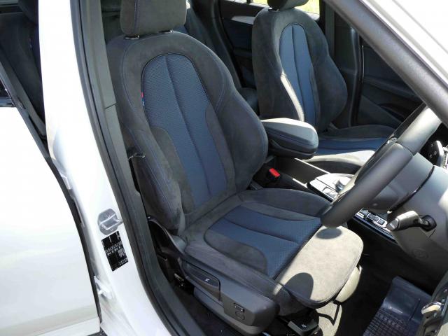 滋賀県中古車　BMW X1 sDrive18i Mスポーツ