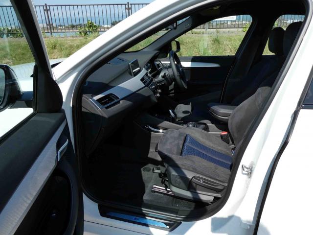 滋賀県中古車　BMW X1 sDrive18i Mスポーツ
