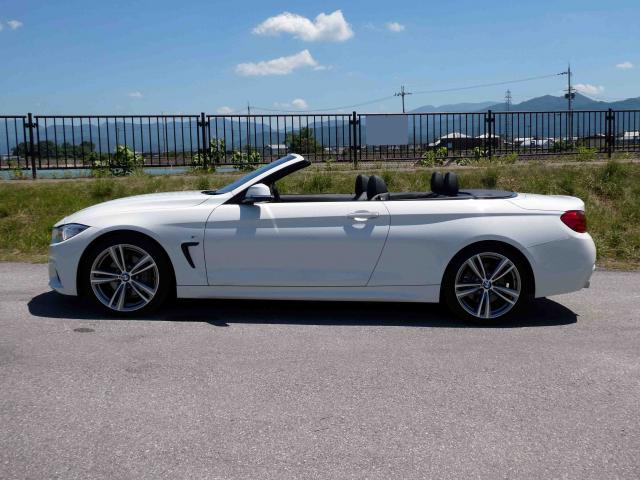 滋賀県中古車　BMW 4シリーズ 435iカブリオレ  Mスポーツ