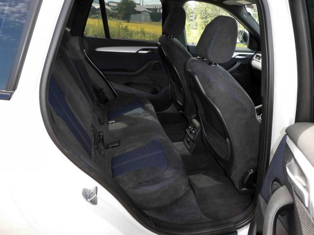 滋賀県中古車　BMW X1 sDrive18i Mスポーツ
