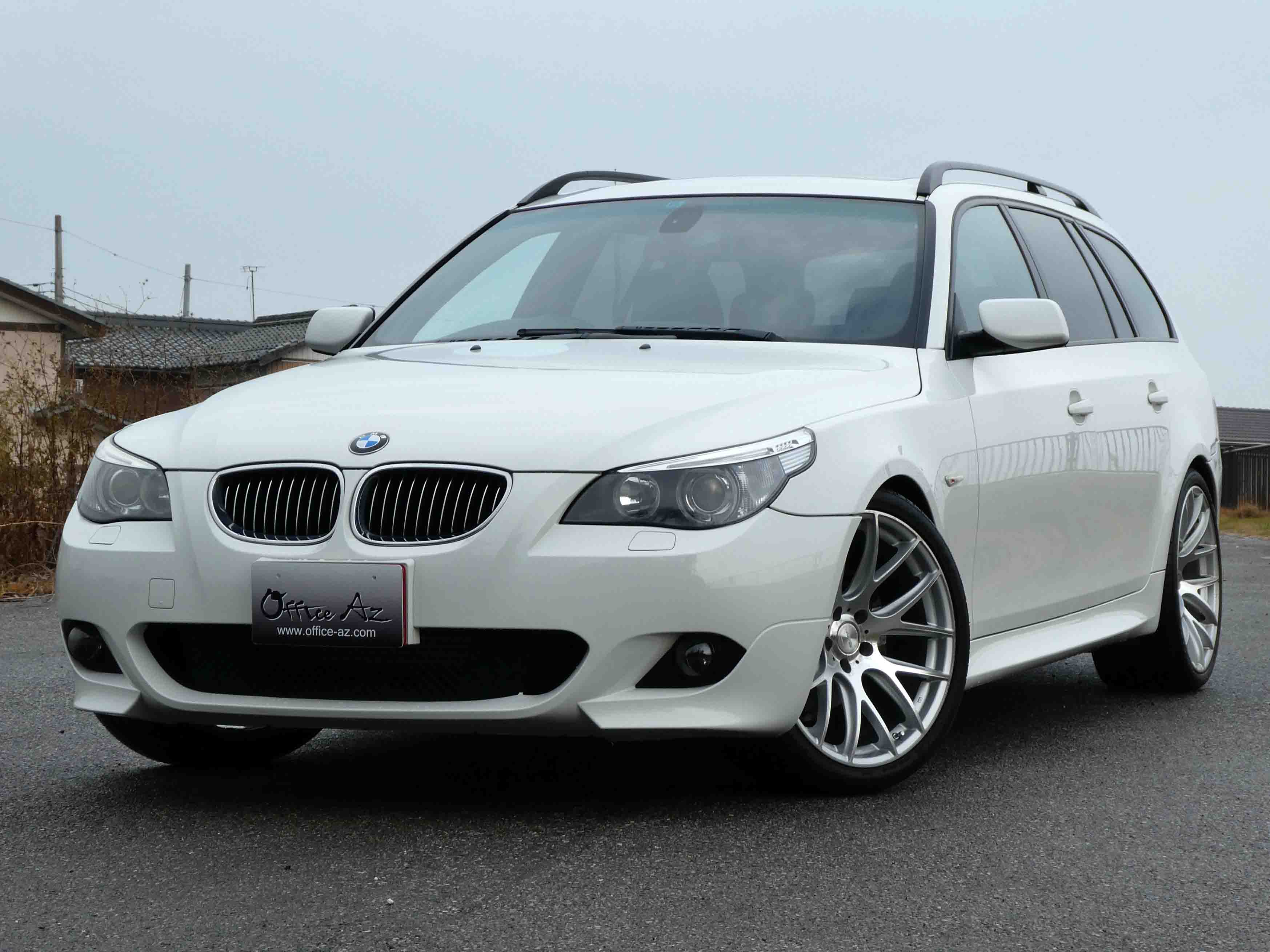 滋賀県中古車　BMW 5シリーズ　ツーリング 525iツーリングMスポーツパッケージ