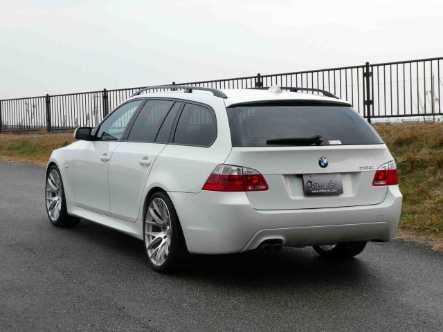 滋賀県中古車　BMW 5シリーズ　ツーリング 525iツーリングMスポーツパッケージ