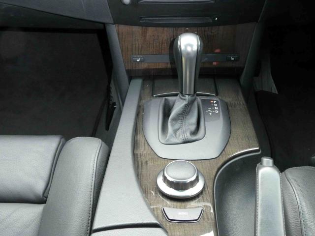 滋賀県中古車　BMW 5シリーズ　ツーリング 525iツーリングMスポーツパッケージ
