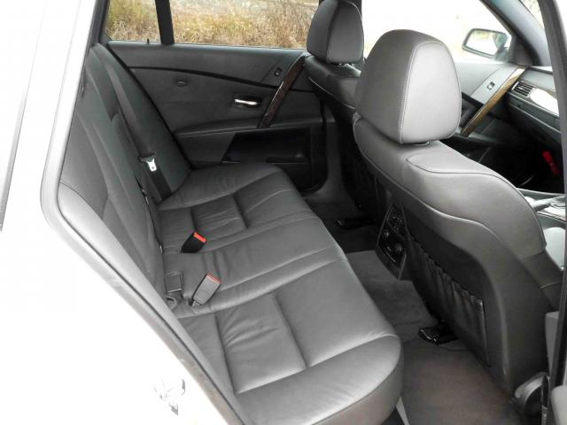 滋賀県中古車　BMW 5シリーズ　ツーリング 525iツーリングMスポーツパッケージ
