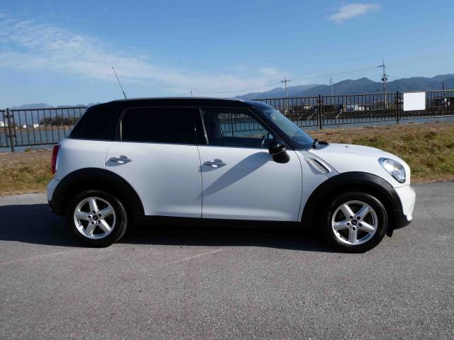 滋賀県中古車　BMW MINI クーパークロスオーバー