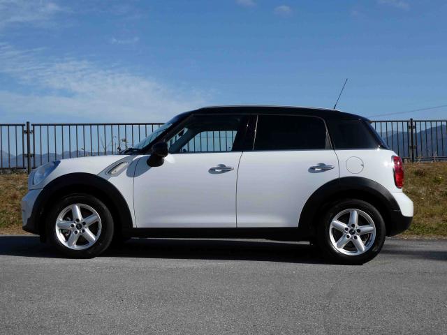 滋賀県中古車　BMW MINI クーパークロスオーバー