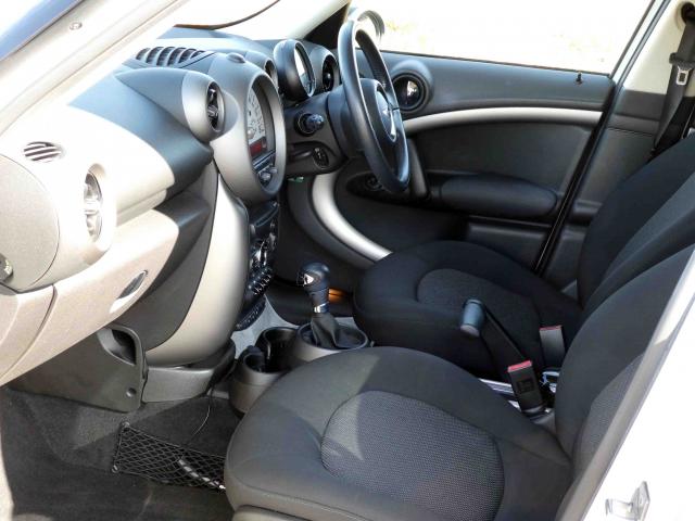 滋賀県中古車　BMW MINI クーパークロスオーバー