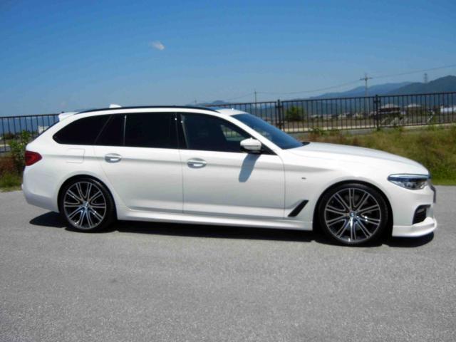 滋賀県中古車　BMW 5シリーズ 540i xDrive ツーリングMスポーツ