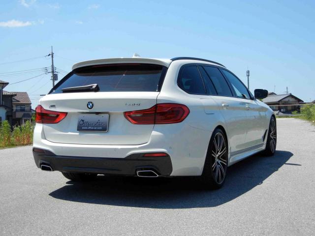 滋賀県中古車　BMW 5シリーズ 540i xDrive ツーリングMスポーツ