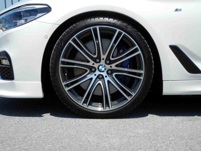 滋賀県中古車　BMW 5シリーズ 540i xDrive ツーリングMスポーツ