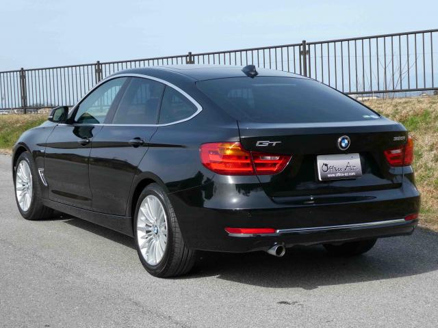 滋賀県中古車　BMW 3シリーズ 320iグランツーリスモ ラグジュアリー