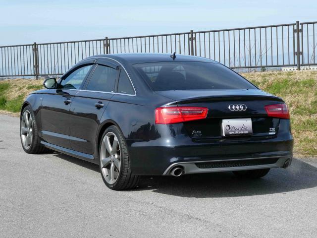 滋賀県中古車　アウディ A6 2.8FSI クワトロSラインパッケージ
