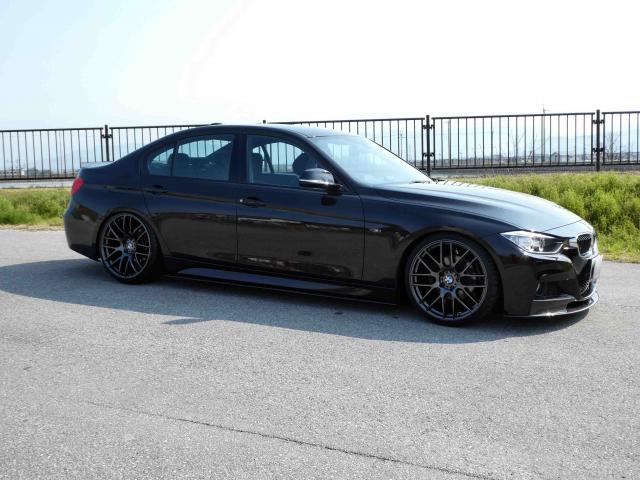 滋賀県中古車　BMW 3シリーズ 320d Mスポーツ　