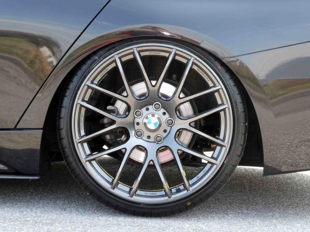 滋賀県中古車　BMW 3シリーズ 320d Mスポーツ　