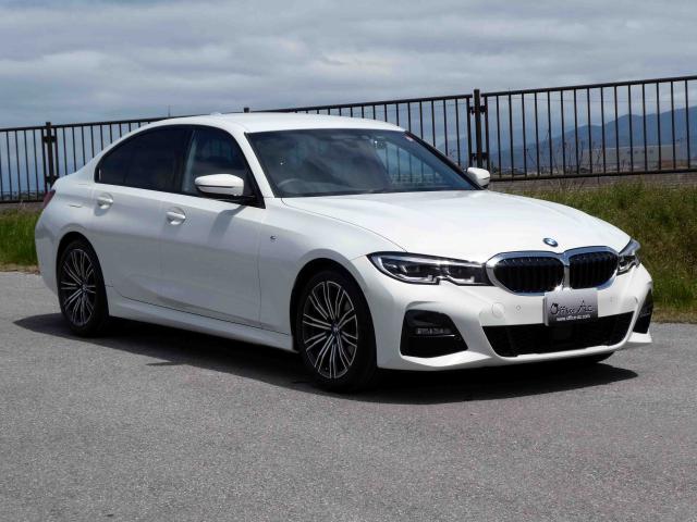 滋賀県中古車　BMW 3シリーズ 320i Mスポーツ