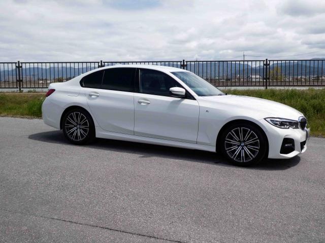 滋賀県中古車　BMW 3シリーズ 320i Mスポーツ