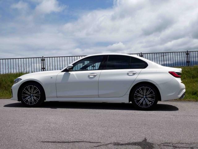 滋賀県中古車　BMW 3シリーズ 320i Mスポーツ