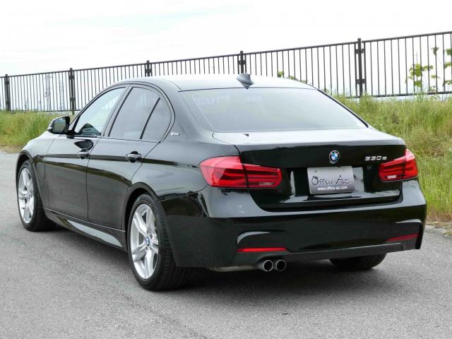滋賀県中古車　BMW 3シリーズ 330e Mスポーツ