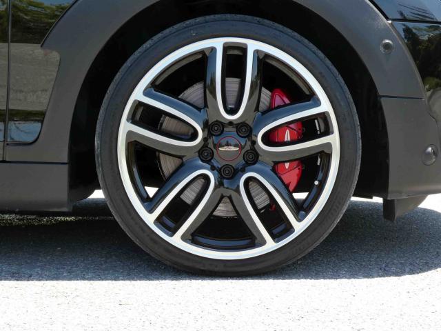 滋賀県中古車　BMW MINI ジョンクーパーワークスクラブマンALL4