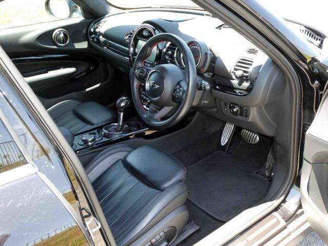 滋賀県中古車　BMW MINI ジョンクーパーワークスクラブマンALL4