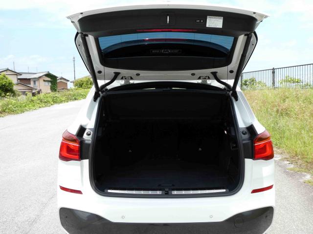 滋賀県中古車　BMW X1 xDrive18d Mスポーツ