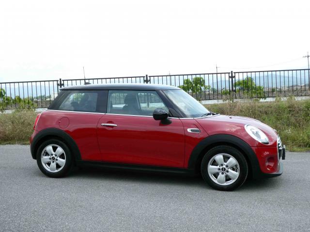 滋賀県中古車　BMW MINI クーパー