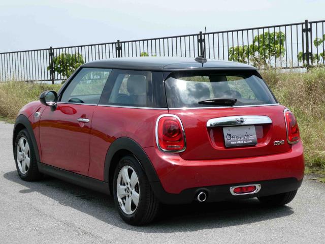 滋賀県中古車　BMW MINI クーパー