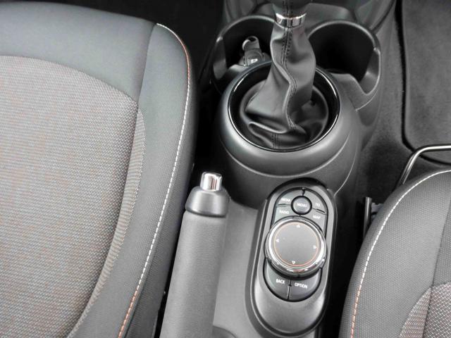 滋賀県中古車　BMW MINI クーパー