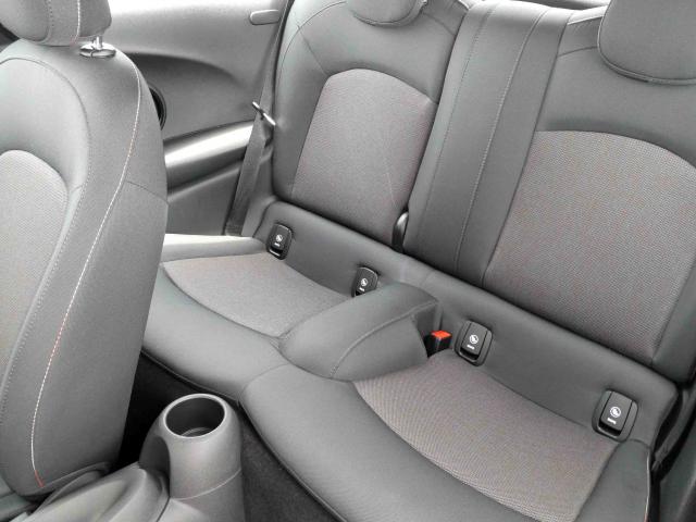 滋賀県中古車　BMW MINI クーパー