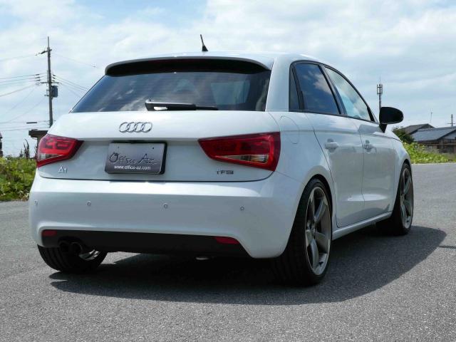 滋賀県中古車　アウディ A1 1.4TFSI