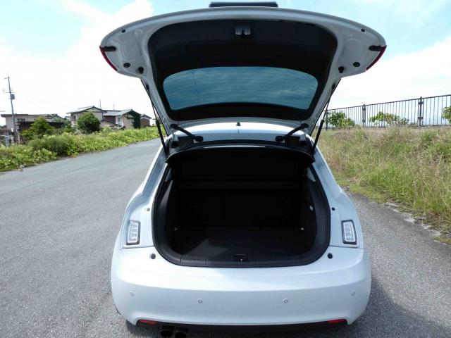 滋賀県中古車　アウディ A1 1.4TFSI