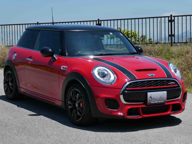 滋賀県中古車　BMW MINI ジョンクーパーワークス