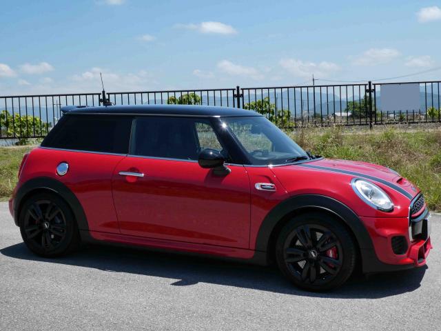 滋賀県中古車　BMW MINI ジョンクーパーワークス