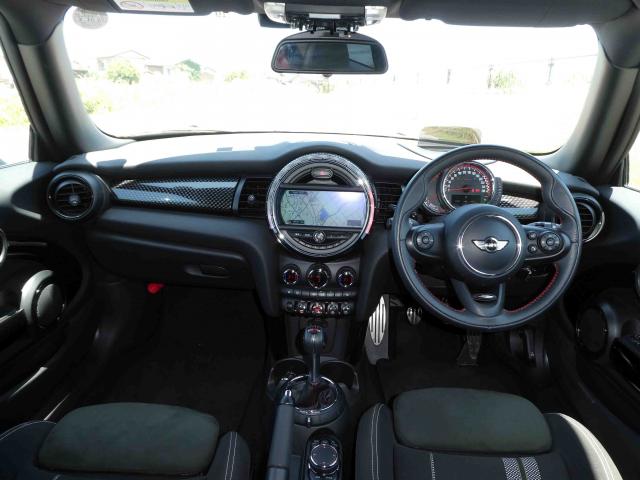 滋賀県中古車　BMW MINI ジョンクーパーワークス