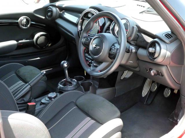 滋賀県中古車　BMW MINI ジョンクーパーワークス