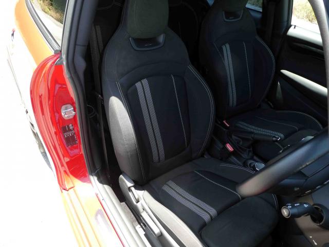 滋賀県中古車　BMW MINI ジョンクーパーワークス