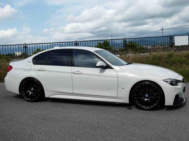 滋賀県中古車　BMW 3シリーズ 330e iパフォーマンスMスポーツ