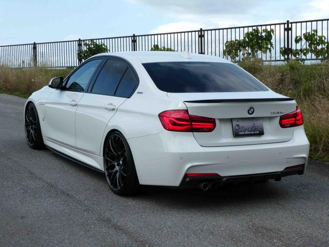 滋賀県中古車　BMW 3シリーズ 330e iパフォーマンスMスポーツ