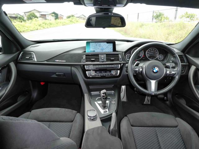 滋賀県中古車　BMW 3シリーズ 330e iパフォーマンスMスポーツ
