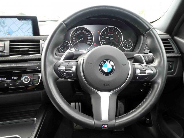 滋賀県中古車　BMW 3シリーズ 330e iパフォーマンスMスポーツ