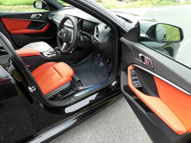 滋賀県中古車　BMW 2シリーズ M235i xDriveグランクーペ