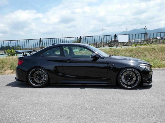 滋賀県中古車　BMW M2 コンペティション