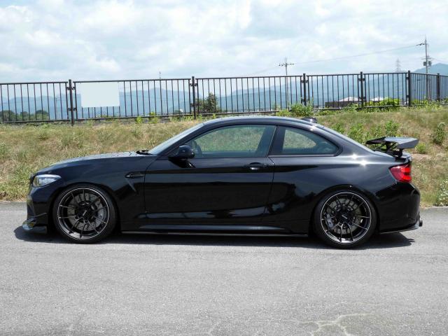 滋賀県中古車　BMW M2 コンペティション