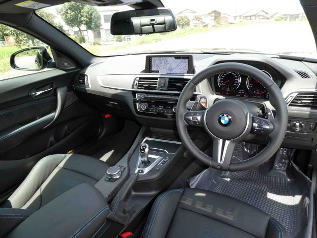 滋賀県中古車　BMW M2 コンペティション