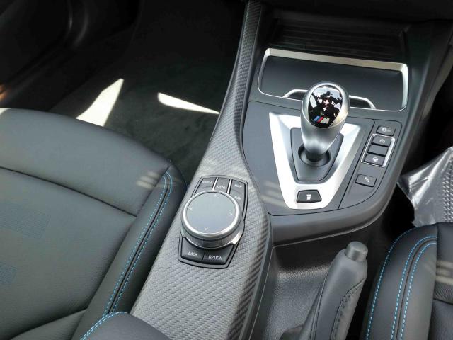滋賀県中古車　BMW M2 コンペティション